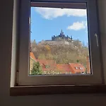 Exklusives Altstadthaus Mit Schlossblick Zentral In Nyaraló *